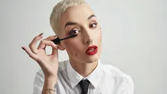 Dueton voima: miten yhdistää ripsivärejä saadaksesi ripsille täydellisen muodon