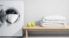 Näin peset tyynyn oikein kotona ja saat sen kuohkeaksi