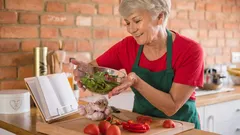 Yksinkertainen askel kohti pitkää ikää: tätä syövät ihmiset, jotka elävät 100-vuotiaiksi